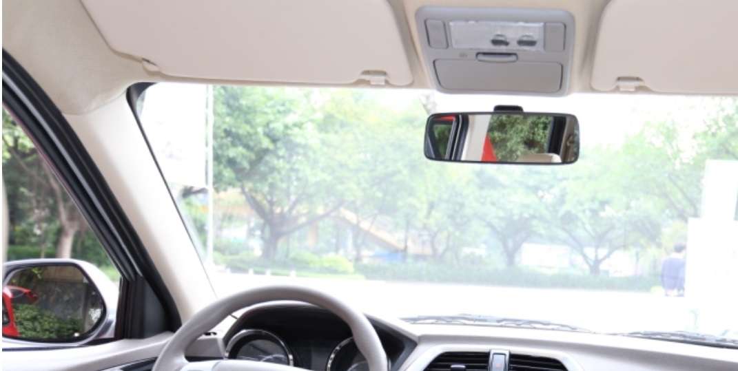 A/C鍵有除霧功能嗎 A/C鍵有除霧功能嗎